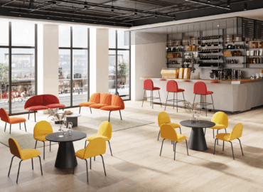 Comparing old worn office furniture vs refurbished office furniture